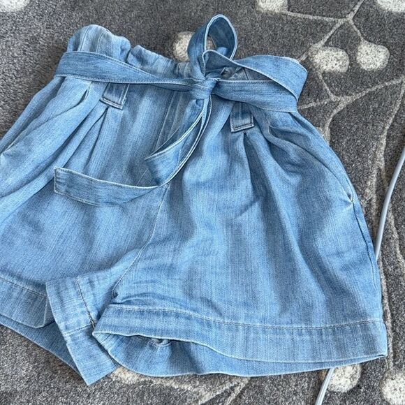 L'AGENCE Hillary Paperbag Denim Shorts, 25 - Picture 4 of 6